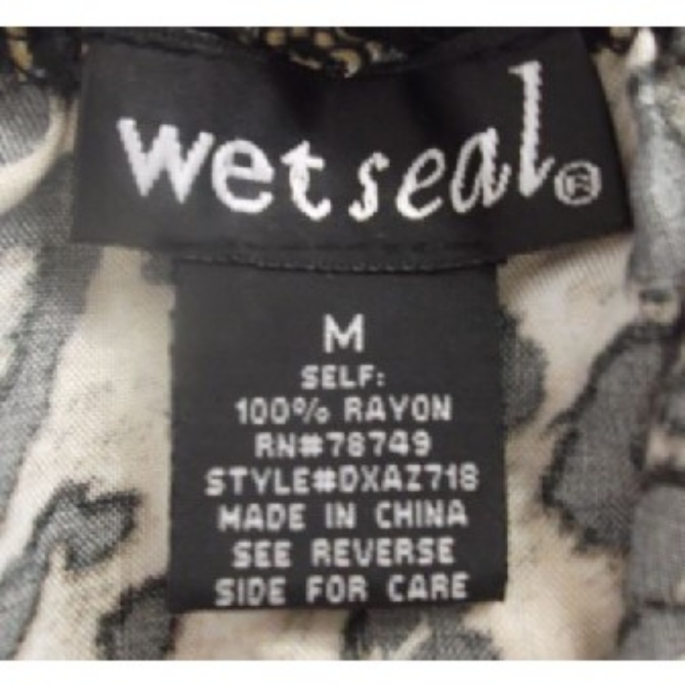 Wet Seal Cheetah Print Skater Dress Open Back M - Picture 7 of 7